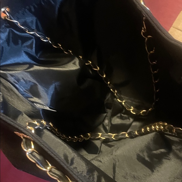 Chanel Black Shoulder Bag with Chain Strap, GWP - Picture 11 of 17